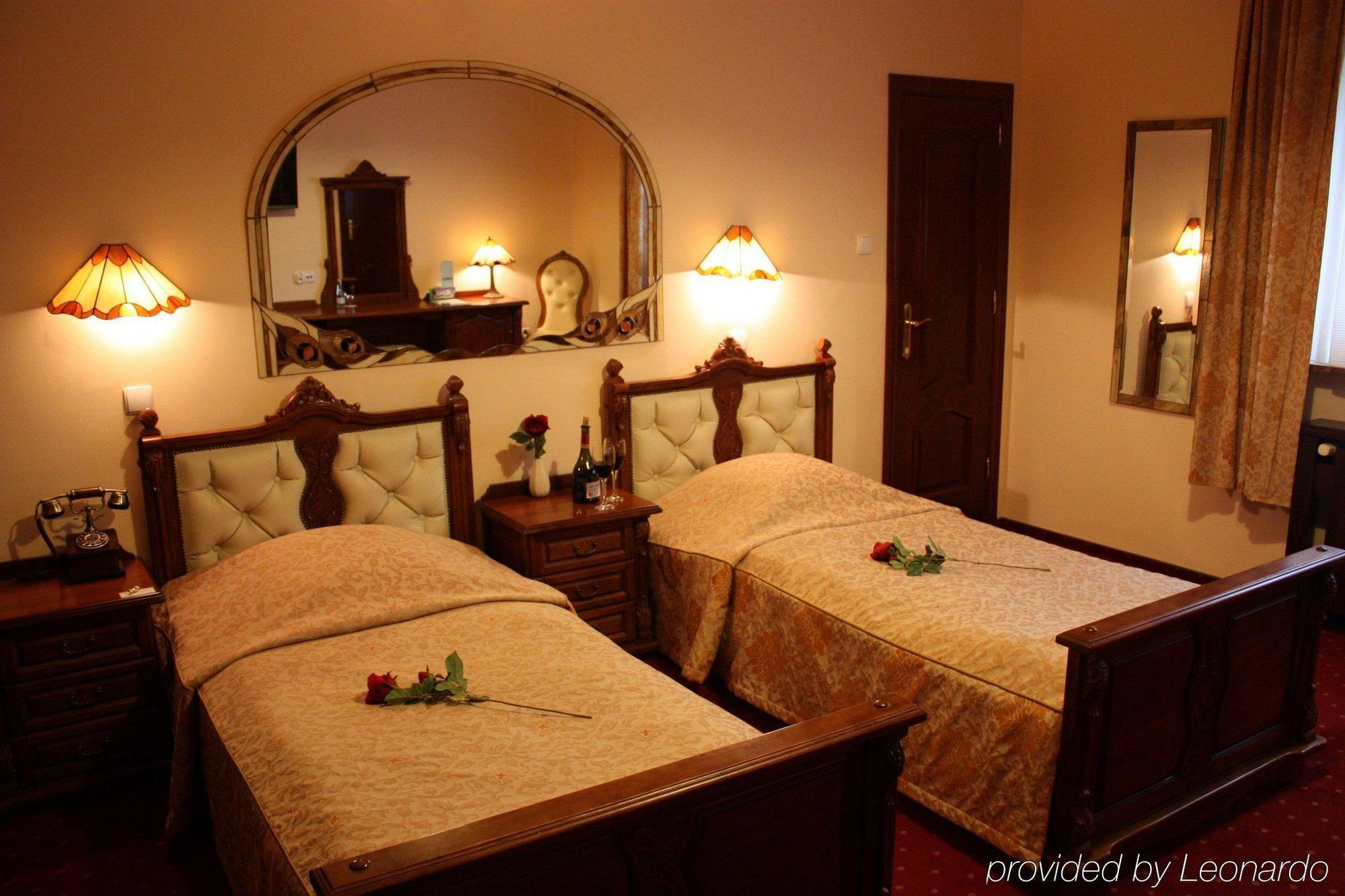 Mat's Hotel 3*
