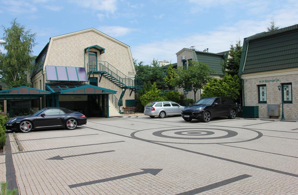 Mat's Hotel